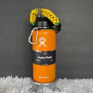 New 32oz Hydro Flask w/flex lid & paracord handle